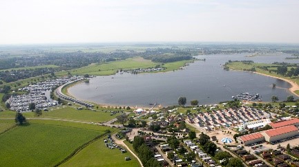Luftfoto vom Campingpark Holland Eiland van Maurik